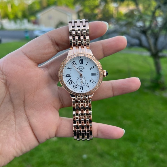GV2 BY GEVRIL Women's Astor Rose Gold-Tone Stainless Steel Watch 40mm Watch - Picture 5 of 12